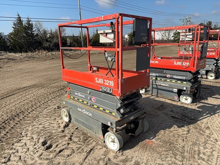 2016-skyjack-sjiii3219-image-3
