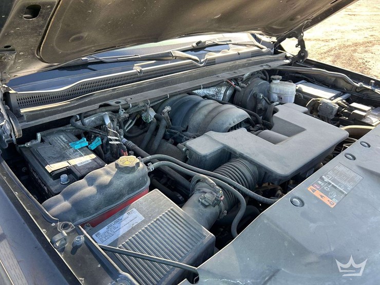 2017-chevrolet-tahoe-image-9