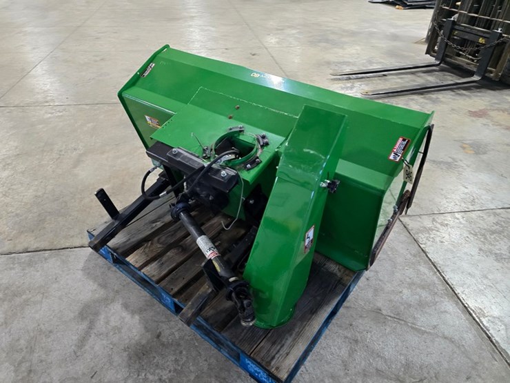 2014-john-deere-60-image-5