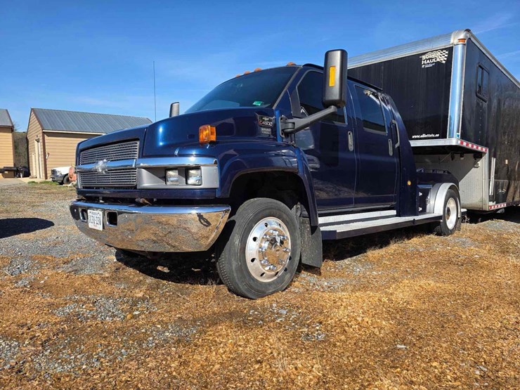 2004-chevrolet-c4500-*bid-is-pending*-image-1