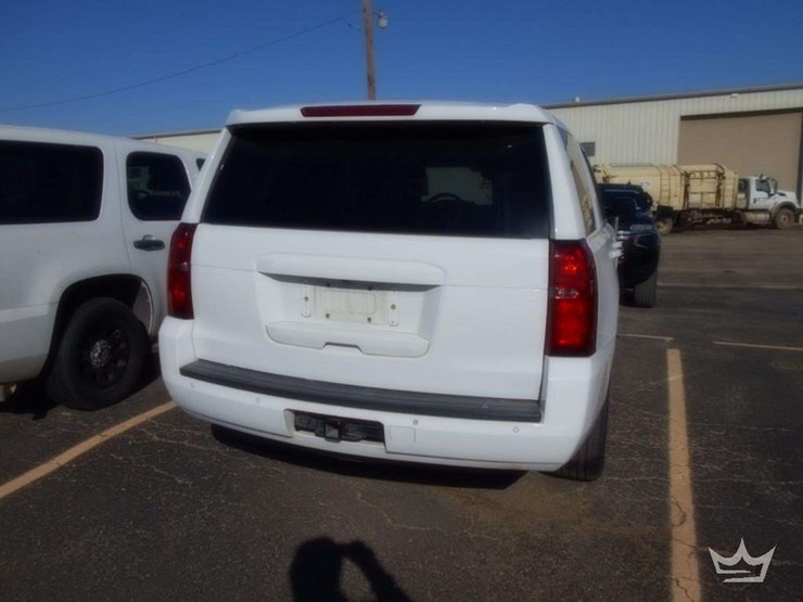 2019-chevrolet-tahoe-image-3