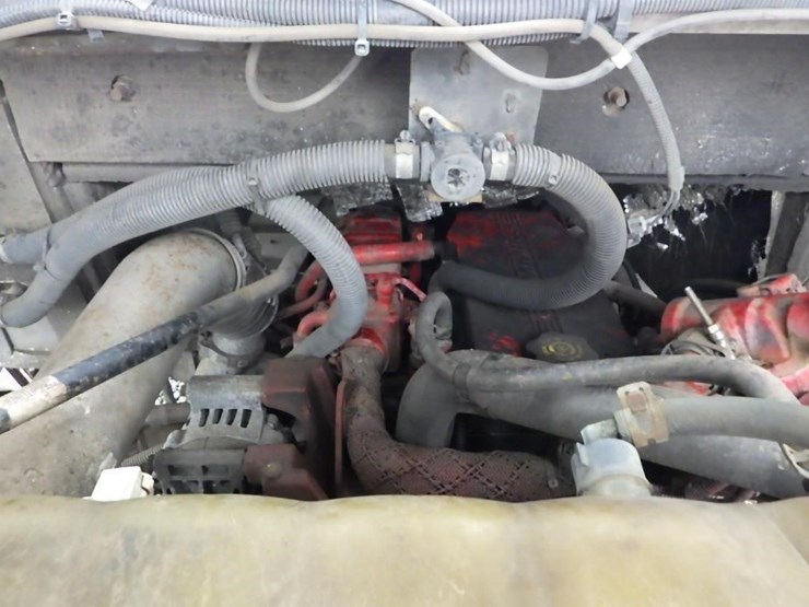 2008-freightliner-mt45-image-12