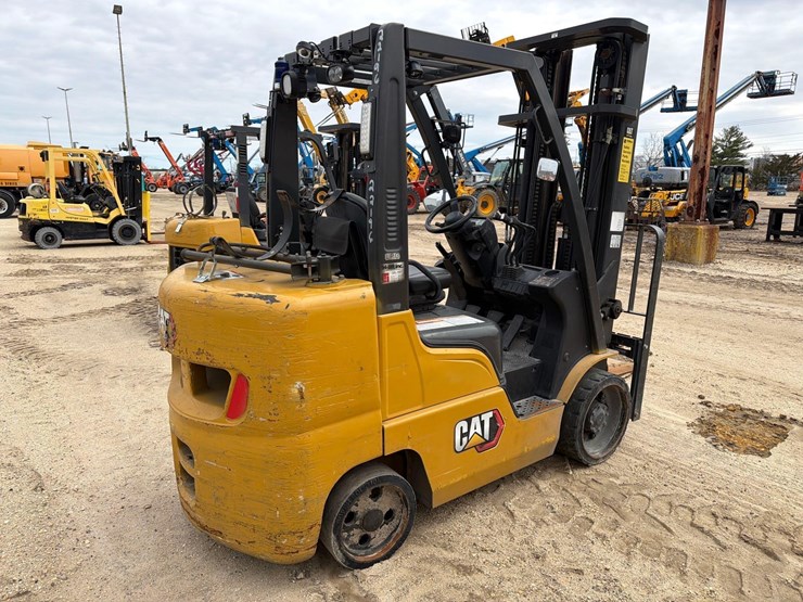 2021-caterpillar-2c6000-image-7