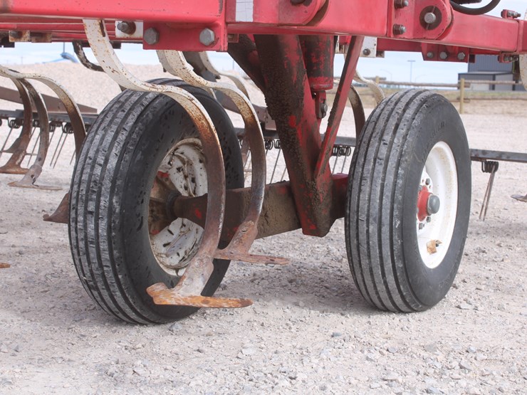 #1063-•-willrich-field-cultivator-with-finisher-image-22