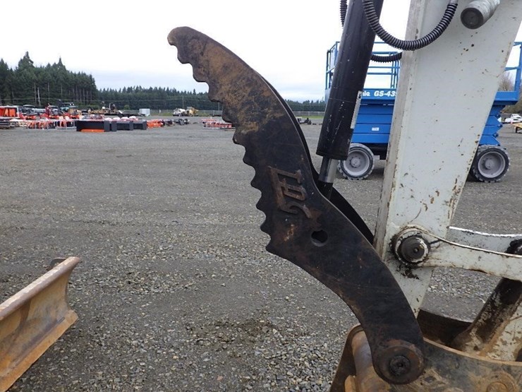 takeuchi-tb290-image-27