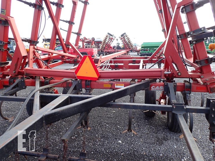 case-ih-4300-image-8