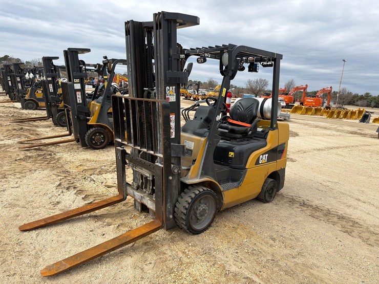 2021-caterpillar-2c6000-image-3