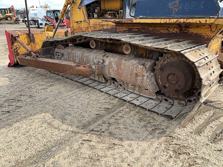 komatsu-d65px-12-image-5