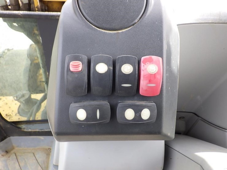 2014-caterpillar-430f-it-image-40