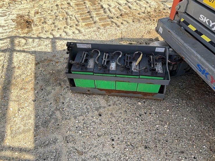 2016-skyjack-sjiii3219-image-10