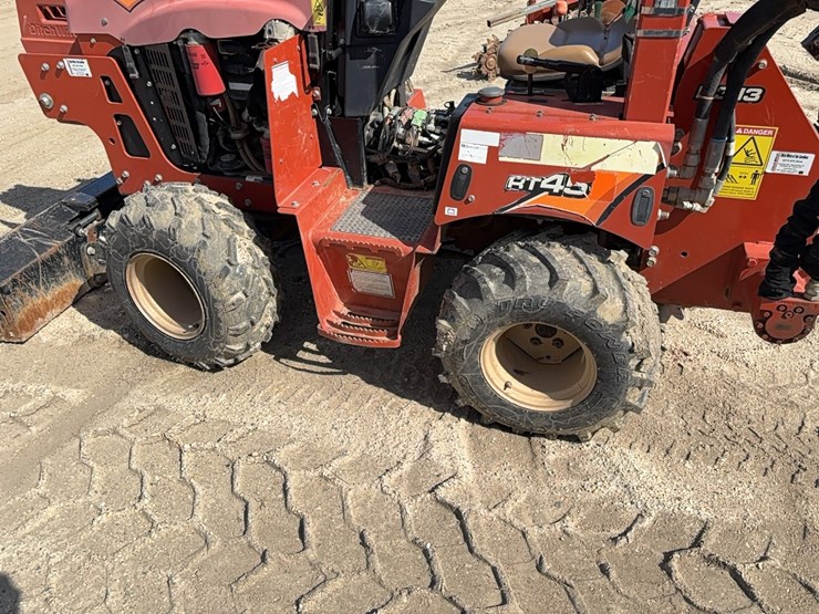 ditch-witch-rt45-image-4