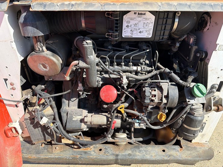 2019-bobcat-t590-image-9