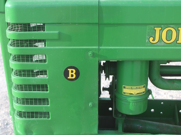 john-deere-b-image-16