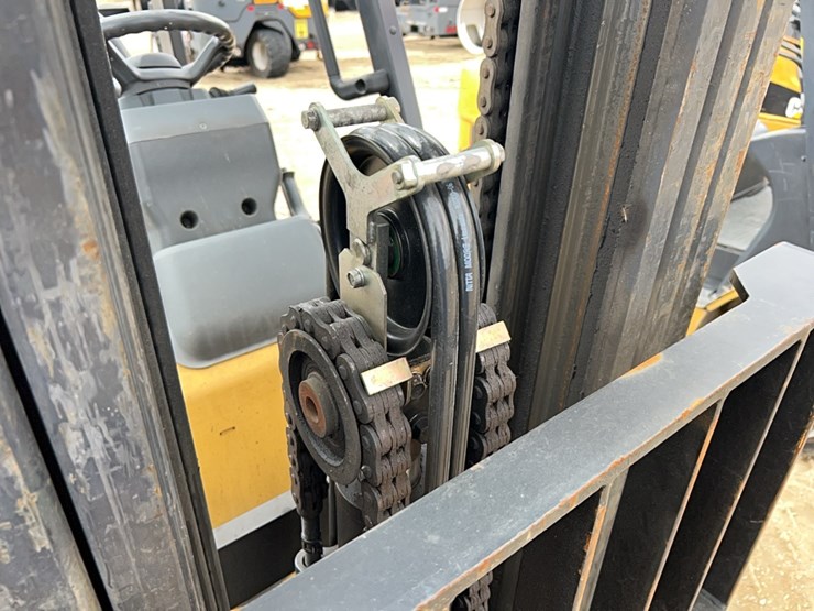 2021-caterpillar-2c6000-image-12