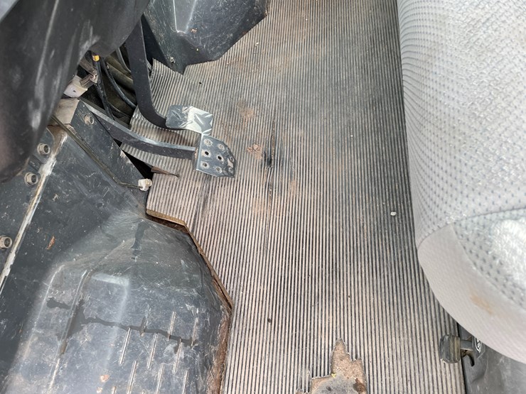 2007-kubota-rtv1100-image-62