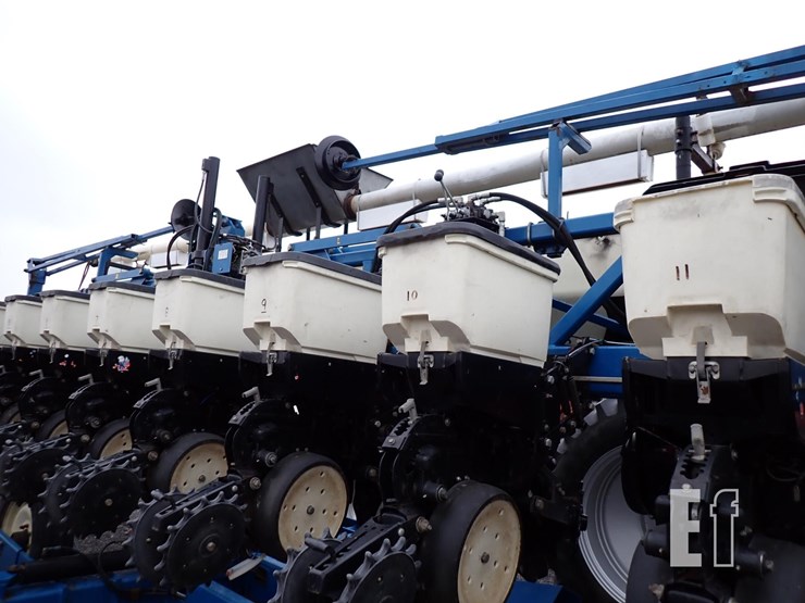 kinze-3600-image-6