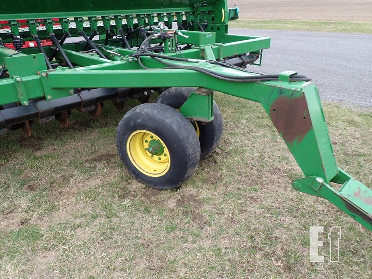 john-deere-1560-image-3