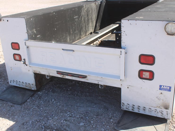 #3045-•-reading-tool-body-pickup-bed-image-20