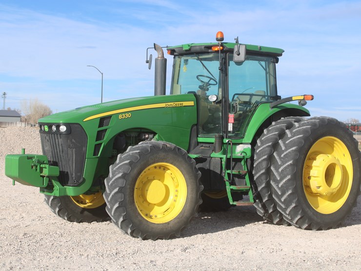 2009-john-deere-8330-image-94