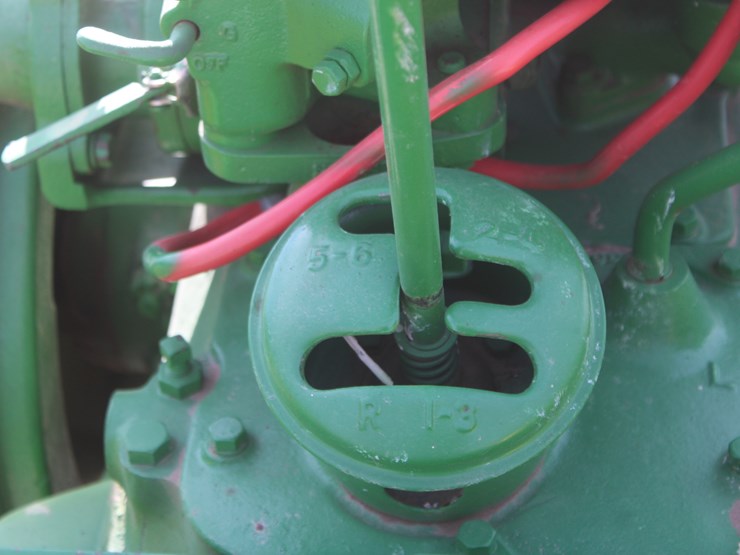 john-deere-b-image-30