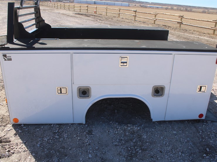 #3045-•-reading-tool-body-pickup-bed-image-10