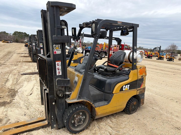 2021-caterpillar-2c6000-image-2