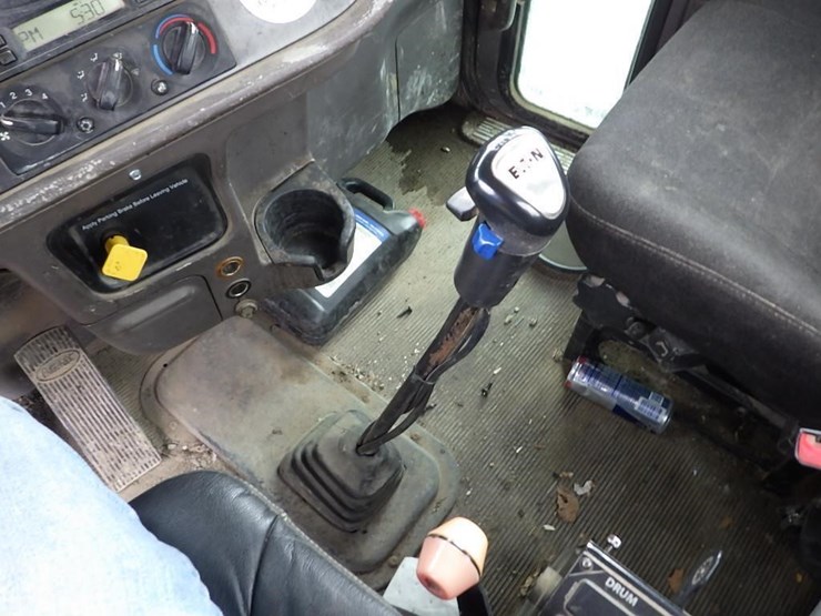 2006-peterbilt-357-image-63