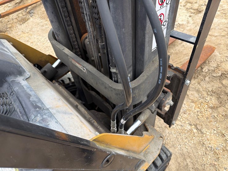 2021-caterpillar-2c6000-image-5