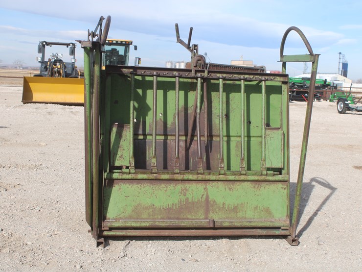 #2080-•-powder-river-calf-table-image-1