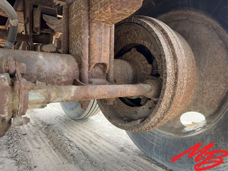 utility-24'-x-96"-image-18