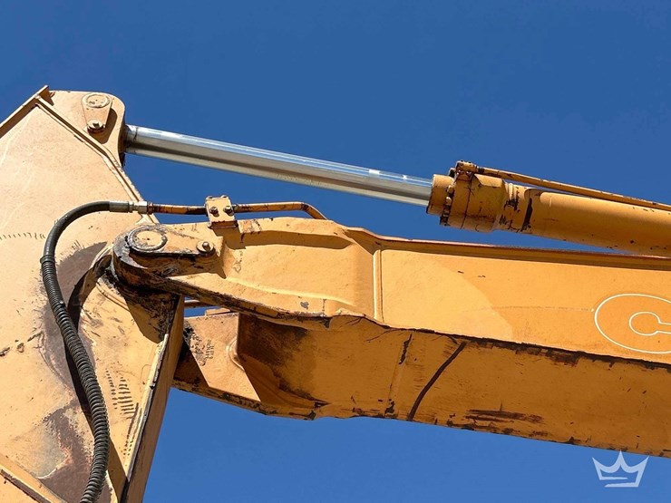 2008-case-cx240b-image-28