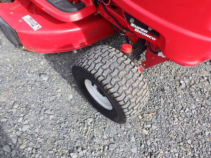 troy-bilt-super-bronco-image-15