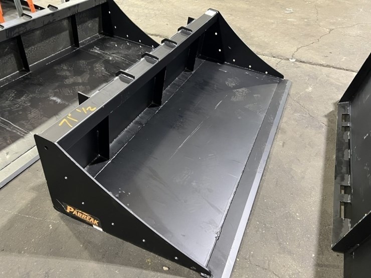 2026-pabreak-gb150-72"-gp-bucket-image-1