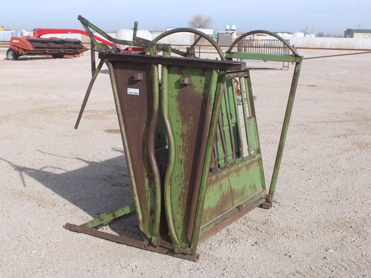 #2080-•-powder-river-calf-table-image-2