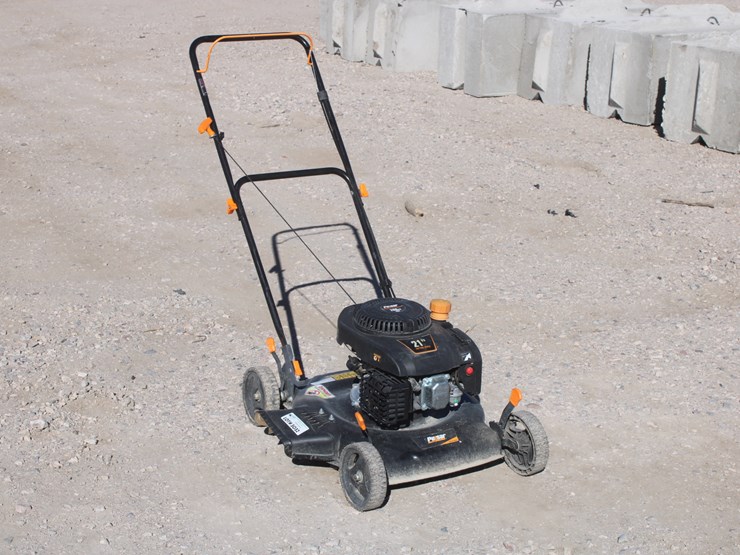 #3032-•-pulsar-200cc-push-mower-image-1