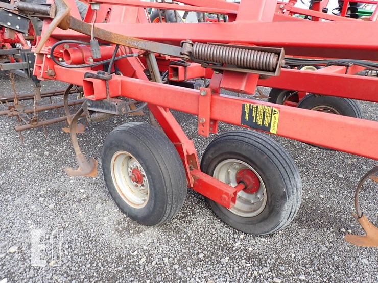 case-ih-4300-image-6