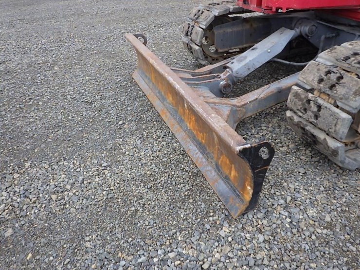 takeuchi-tb280fr-image-11