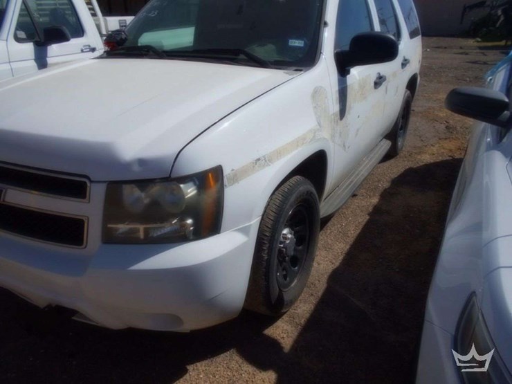 2014-chevrolet-tahoe-image-1