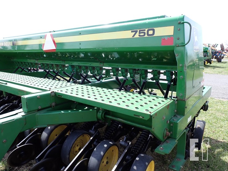 john-deere-750-image-8