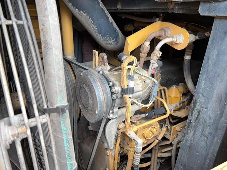 caterpillar-963c-image-9