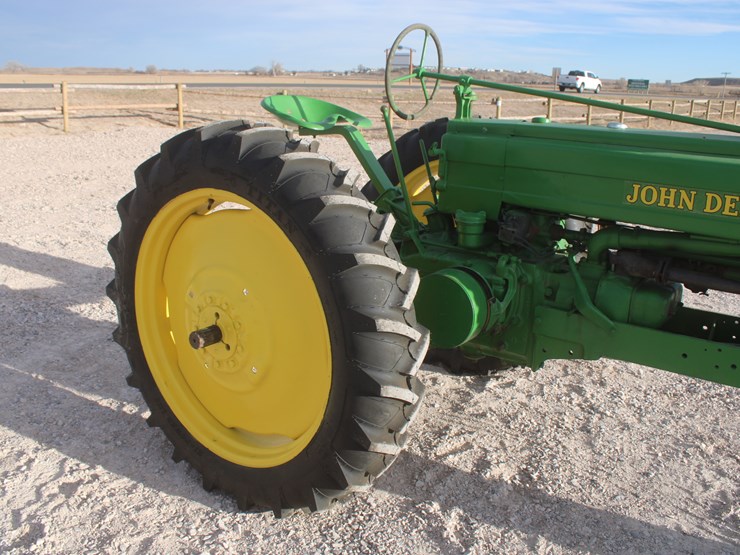 john-deere-b-image-34