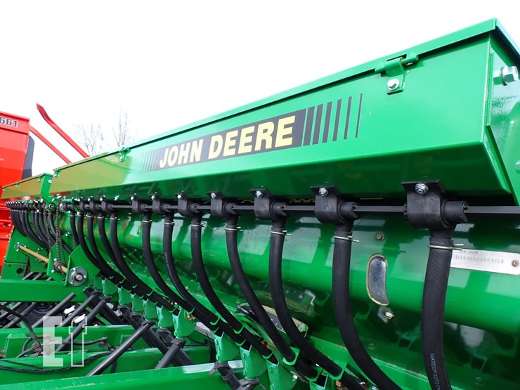 john-deere-750-image-12