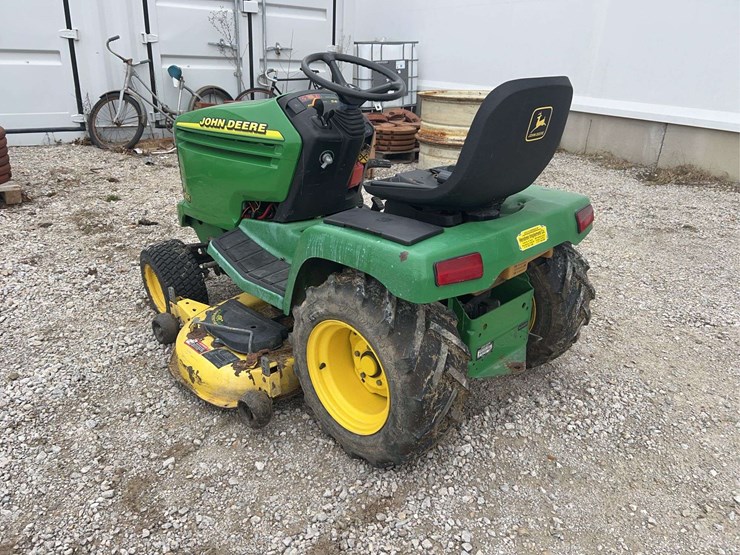 john-deere-345-image-3