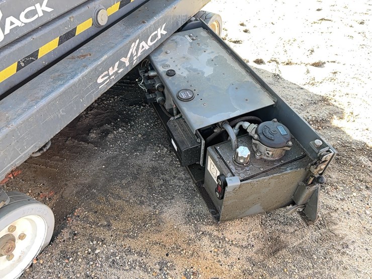 2016-skyjack-sjiii3219-image-8