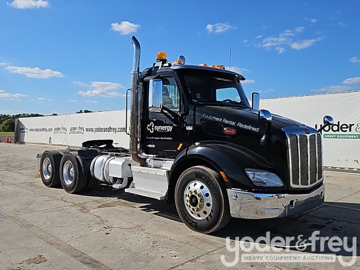 peterbilt-579-image-7