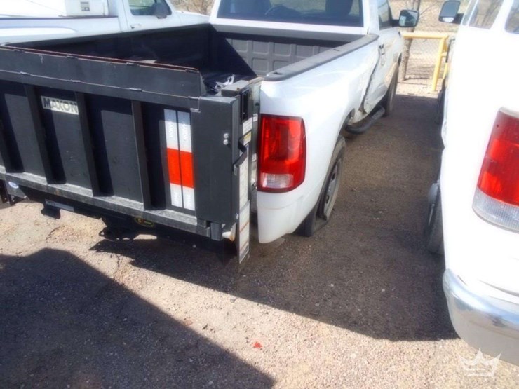 2020-dodge-1500-image-3