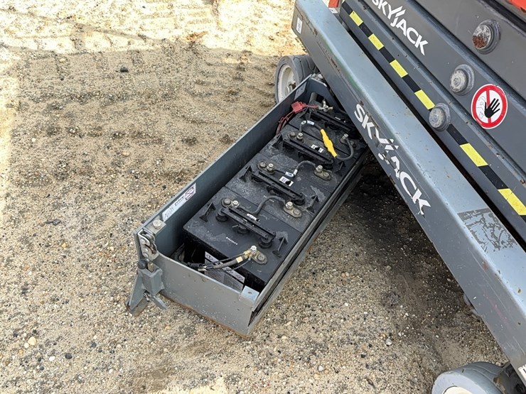 2016-skyjack-sjiii3219-image-11