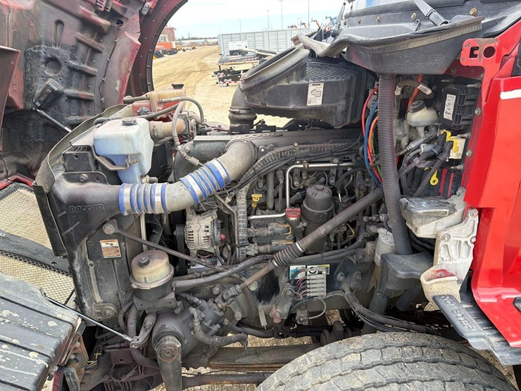 2015-kenworth-t880-image-22