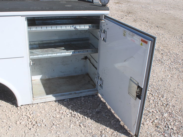 #3045-•-reading-tool-body-pickup-bed-image-23