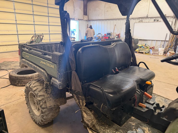 john-deere-gator-image-32